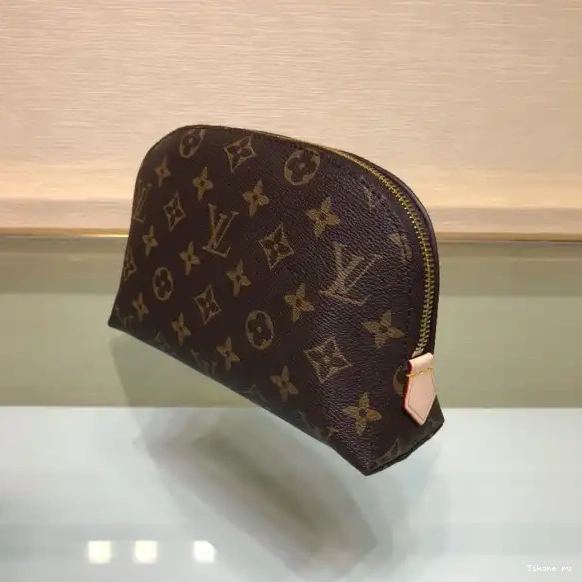 Cheap LOUIS POUCH VUITTON GM COSMETIC 0520